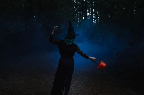 10 Essential Tools for Successful Witch Walking